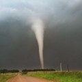 (VIDEO) Redak dupli tornado protutnjao kroz Švedsku