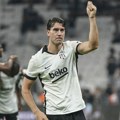 Dušan Vlahović debitovao za Bešiktaš u Evropi, zamalo dao i gol, navijači ga veličali