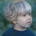 Prepoznajete li dečaka sa fotografije: Danas je naš poznati glumac, a prvu ulogu odigrao je sa samo tri godine VIDEO