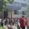 „Не желим да улазим у полемику преко медија“: Деканица Медицинског факултета у Нишу након захтева директора…