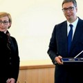 Vučić uručio Orden srpske zastave prvog stepena stalnoj predstavnici Mađarske pri UN FOTO