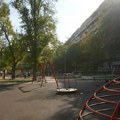 Uređen park u bloku 21: Obnovljeno igralište i košarkaški teren