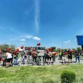 Studenti postavili spomen ploču ispred Železničke stanice VIDEO