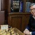 Vučićev geopolitički šah: belim figurama protiv crnih senki Istoka i Zapada