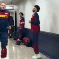 Nikola Jokić ili Jusein Bolt? Srpski košarkaš pravio šou u hodniku pred peti meč sa Oklahomom