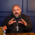 "Nemojte masturbirati i koristiti kontracepciju, ženama je mesto u kući": Mladi Amerikanci se masovno pridružuju ovom…