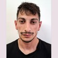 (Foto) ako prepoznajete ovog mladića zovite policiju! Sumnja se da je prilazio ženama sa leđa i dodirivao ih