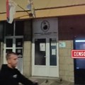 Adresa lica koje je postavilo porno snimak na elektronsku tablu je registrovana kod domaćih operatera