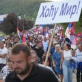 Svoje komplekse i frustracije blokaderi sada leče na ulici, dosta nam je toga: Veliki skup građana u Lučanima koji poručuju -…