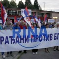 Svoje komplekse i frustracije blokaderi sada leče na ulici, dosta nam je toga: Veliki skup građana u Lučanima koji poručuju -…