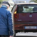 Jedni se smeju, drugi strepe - poruka na automobilu ovog Nišlije podigla Srbiju na noge