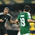 Slavko Vinčić izazvao haos na Mundijalu! Presekao kontru Meksika zbog "reklamne pauze" - navijači gore od besa!