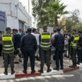 Protest u Seuti zbog centra za migrante, šatori se postavljaju preko puta vrtića