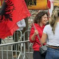 Kurti i fon der Lajen na konferenciji u Prištini: Na aerodromu protest zbog presuda bivšim vođama OVK
