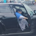 "Toliku povezanost nisam osetila ni sa kim" Pevačica živela sa majmunom, htela da ga oženi, pa doživela neviđenu tragediju…
