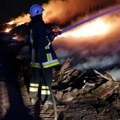 Veliki požar u Kikindi: Vatra planula u bivšoj fabrici hemijskih proizvoda Hemik