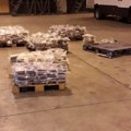 Zaplenjeno 1,8 tona kokaina u Francuskoj: Desetine paketa sa drogom pronađene na čamcu, krijumčari u begu (foto)