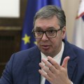 Sraman komentar Danasa: Škoro je pogrešio, Danila Vučića ne treba tuširati uranijumom, već sumpornom kiselinom