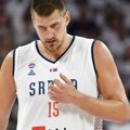 Jokić stao na liniju za slobodna bacanja, usledilo je skandiranje koje će sigurno iznervirati Embida