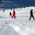 Maloletni skijaš izleteo jutros sa staze na Bjelašnici, u teškom je stanju