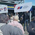 Novosadski odbor SNS: Naši aktivisti napadnuti i gađani jajnima