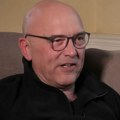 Poznati voditelj pipkao i vređao koleginice, nije hteo da nosi donji veš: Otkrio šta je razlog i razbesneo svet