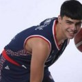 "Sahranio" Partizan, pa potpisao ugovor: Vuk Danilović, sin Predraga "Saše" Danilovića, postao profesionalni košarkaš!