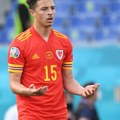 Ampadu ostaje veran svom Lidsu, bar do 2030. godine!