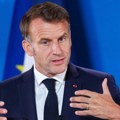 Makron: Mirovni pregovori o Ukrajini direktno se tiču bezbednosnih interesa Evrope