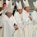 Rim u znaku konklave: Svi kardinali izbornici stigli na izbor novog pape