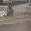 Pripremite se, Srbiji sledi potop! Najavljeni pljuskovi, olujni vetar i grad, a evo kad sve počinje