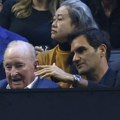 Rodžer Federer nema dilemu: Direktori turnira namerno usporavaju podloge zbog Alkaraza i Sinera