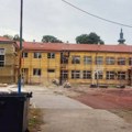 Radovi privremeno iselili đake: Rekonstrukcija škole u selu Sakule biće završena pre roka