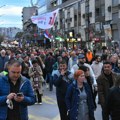 Čačak: Nekoliko desetina građana protestovalo ispred Skupštine grada zbog poskupljenja komunalija