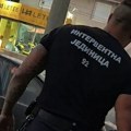 Heroj na Zrenjanincu! Auto buknuo u plamen, policajac zaustavljao autobuse i uskočio u vatru da spase život!