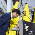Od mleka bubašvabe do duvanja nosa: neobična istraživanja nagrađena lažnim Nobelima
