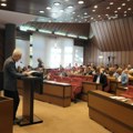 Zasedaju odbornici Skupštine Novog Sada: Na dnevnom redu 25 tačaka, minuta ćutanja za Ratka Mladića