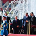 Vučić dočekao predsednika Uzbekistana Šavkata Mirzijojeva: Svečana ceremonija ispred Palate "Srbija" (foto)