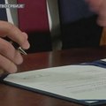 Vučić raspisao izbore za 25. oktobar