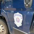 Pretio oštrim predmetom i povredio radnicu prodavnice u Nišu zbog 16.500 dinara u kasi