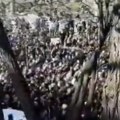 Crno-bela reka: Ovako su "grobari" krenuli na večiti derbi (video)