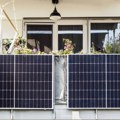 Solarni paneli su toliko jeftini da ih ljudi širom Evrope koriste kao ogradu oko kuće: Da li je ovaj biznis pred kolapsom?
