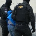 Полиција претресом стана пронашла екстази и бомбу Ухапшен Новосађанин (38)