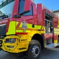 На Југовићеву у Новом Саду горео стан, једна особа спасена из ватрене стихије