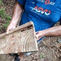 Čistili crkvište i našli crep iz 6. Veka Neverovatno otkriće kod Prokuplja: Rekonstrukcija crkve u toku (foto)