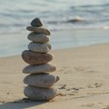 Zen u 48 lekcija: Knjiga koja će vas naučiti da ne brinete