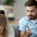 "Imaš 8 dana da se vratiš" Supruga javno opomenula muža u novinama! (foto)