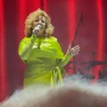 Ana Bekuta započela koncert u Zagrebu: Prve tri pesme posvetila njima, pustila suzu a ovu pesmu posvetila Mrki