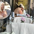 Paparaco: Uhvatili smo Daru sa mlađim muškarcem! Evo šta su radili u javnosti