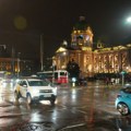 Hladniji vazduh stiže u Srbiju: U Beogradu pada kiša, RHMZ najavio pljuskove, grmljavinu i jak severozapadni vetar